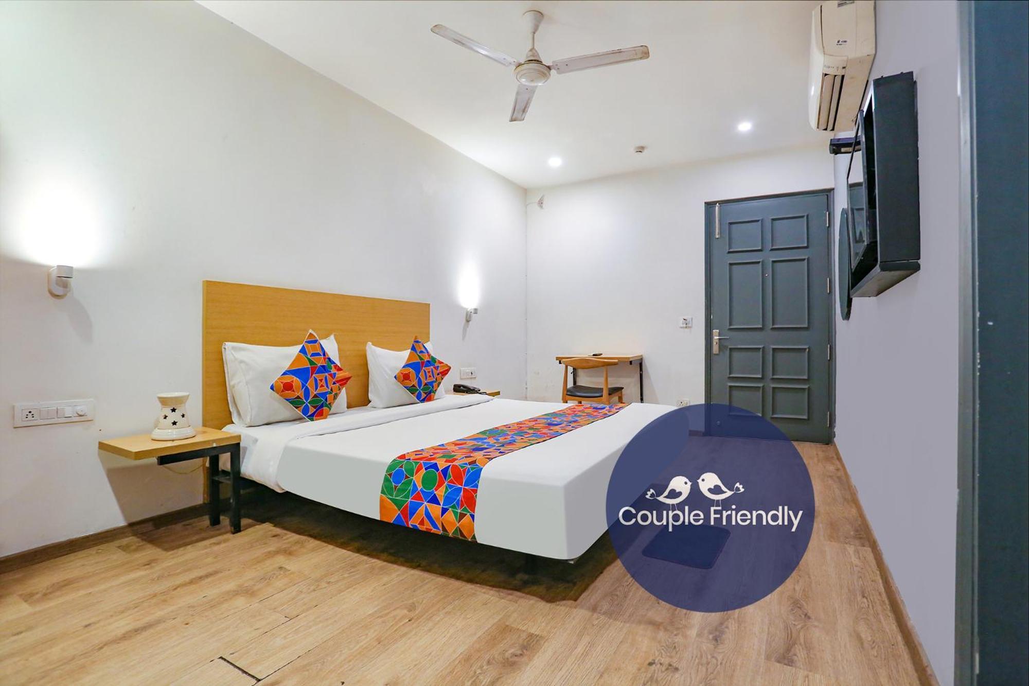 Fabhotel Urban Residency Model Town New Delhi Buitenkant foto